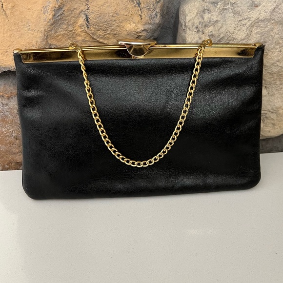 Harry Levine 1960’s Vintage Leather handbag with gold chain strap - Picture 2 of 13